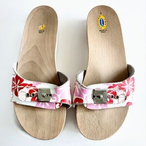 Dr. Scholl's Vintage Wood "Exercise Sandals" With Floral Leather Uppers, Size 8